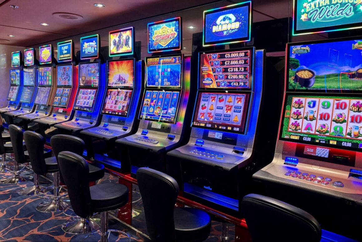 How do the odds for slot games work