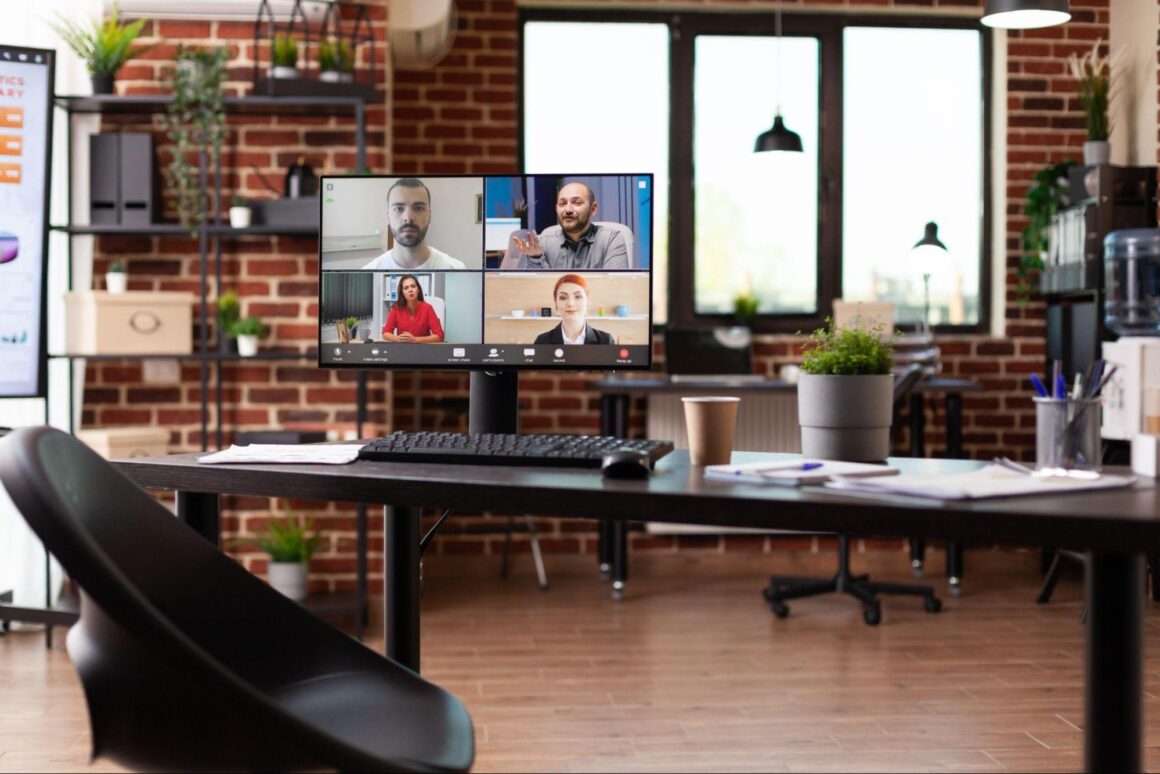 How a virtual office can help your business scale while saving you money