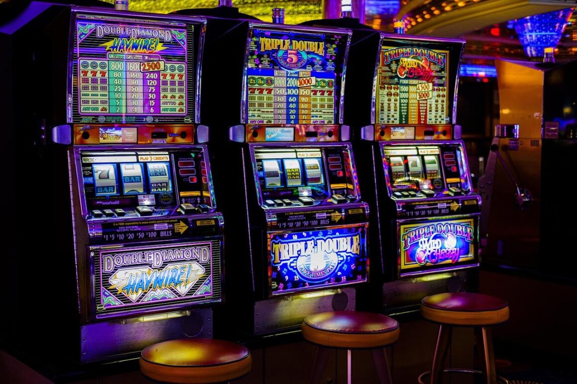 What triggers a progressive jackpot 5 tips to try and win a life changing sum