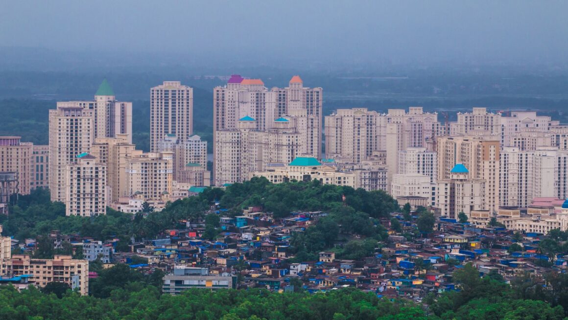 Exploring indias business cities while managing your finances on the go