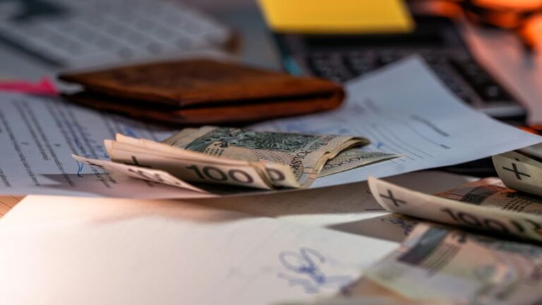 5 Financial Habits That Strengthen Your Credit Score