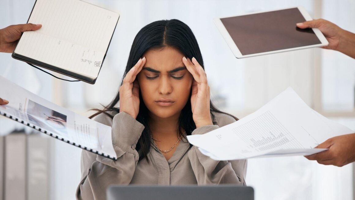 workplace toxicity, signs of toxic work environment, recognize toxic workplace, workplace culture issues, toxic work signs, prevent workplace toxicity, unhealthy work environment, workplace morale problems, employee well-being risks, toxic workplace indicators