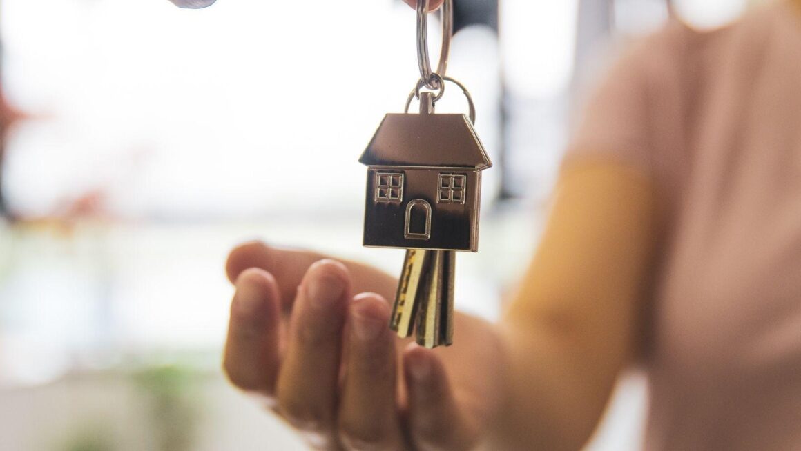 value-based charges, property owner costs, real estate charges, property fee facts, property tax insights, property management costs, real estate fee explanation, property expenses tips, property owner guidance, value-based pricing