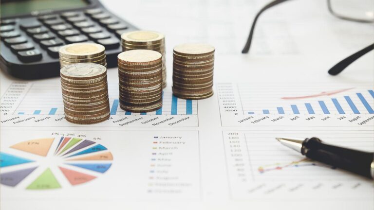 Messy Finances? How To Clean Up Your Books In A Weekend